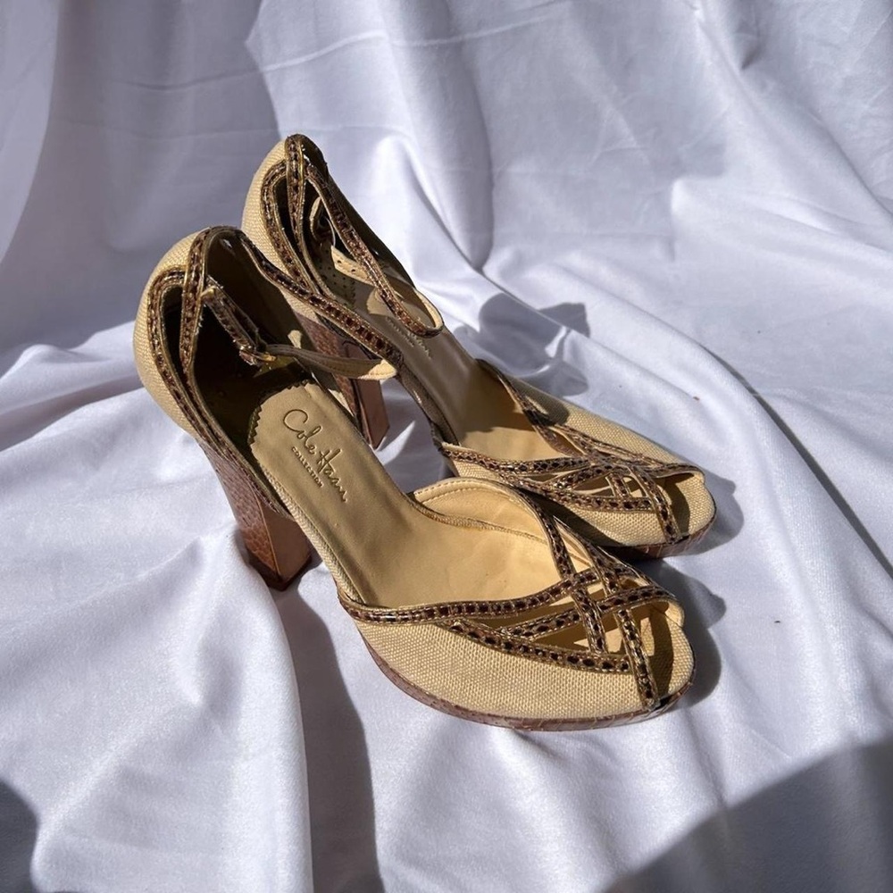 WOVEN OPEN TOE HEELS IN CREAM